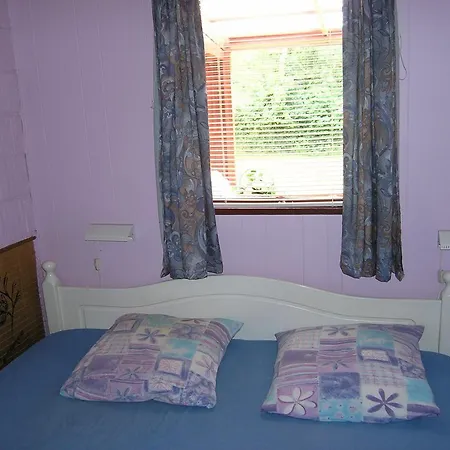 Three-bedroom Holiday In * Hals